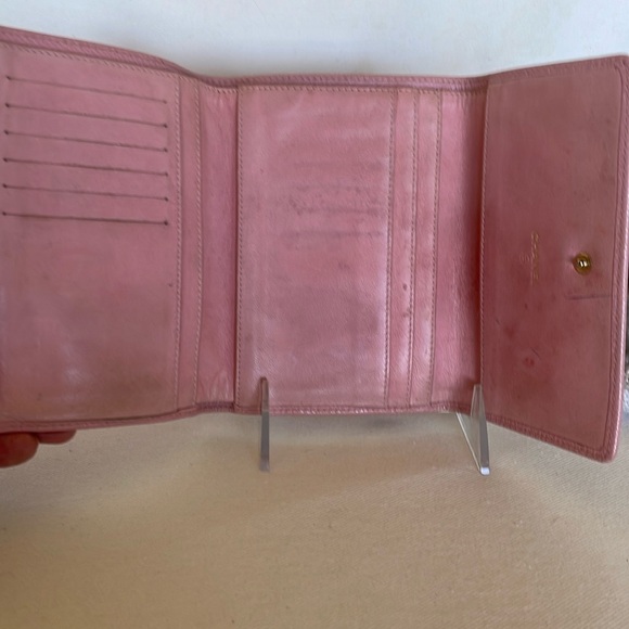 CHANEL CAVIAR WALLET - Picture 3 of 12